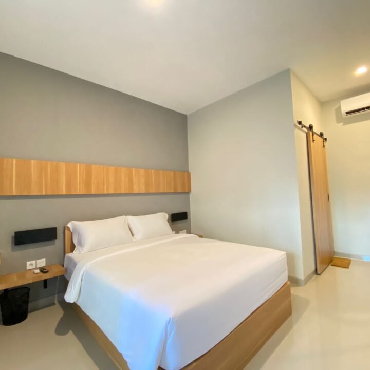 MALUK-STAY-DOUBLE-ROOM