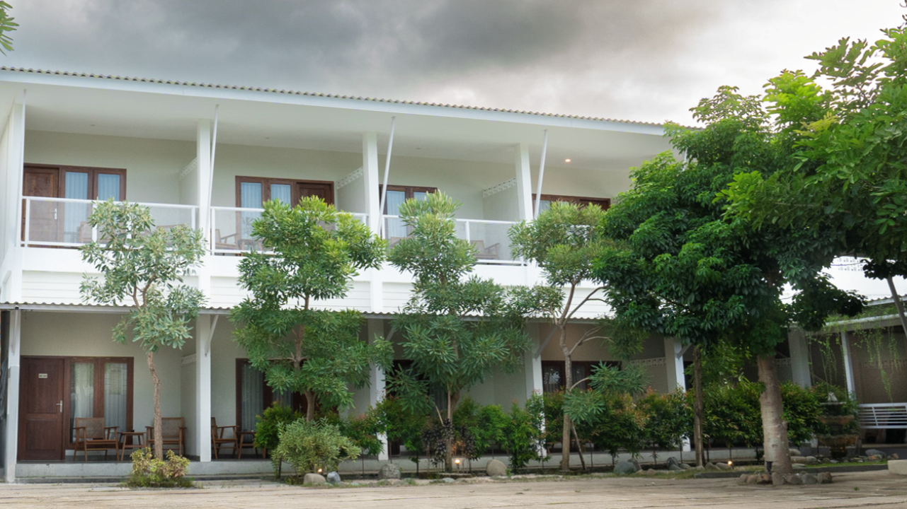 Malukstay Best Hotel for Business Travelers Near PT Amman & Maluk City Center